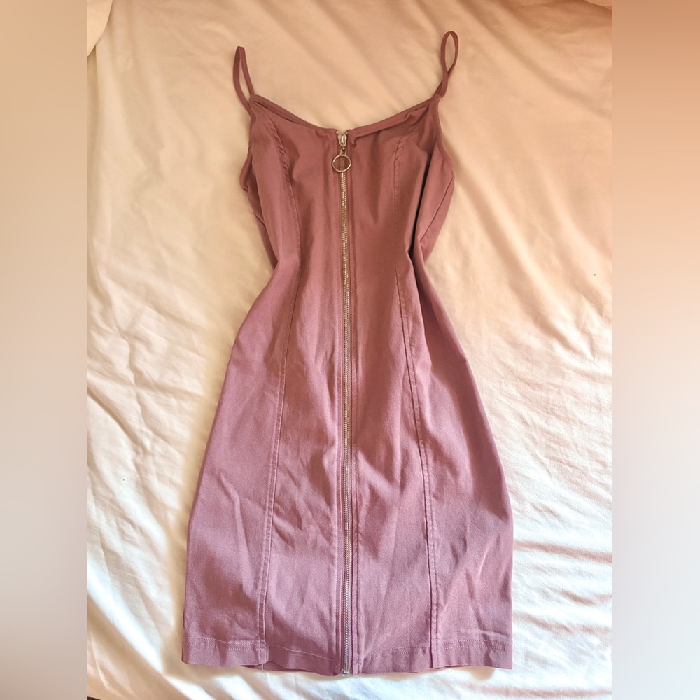 Elegant Mauve Zipper Dress
